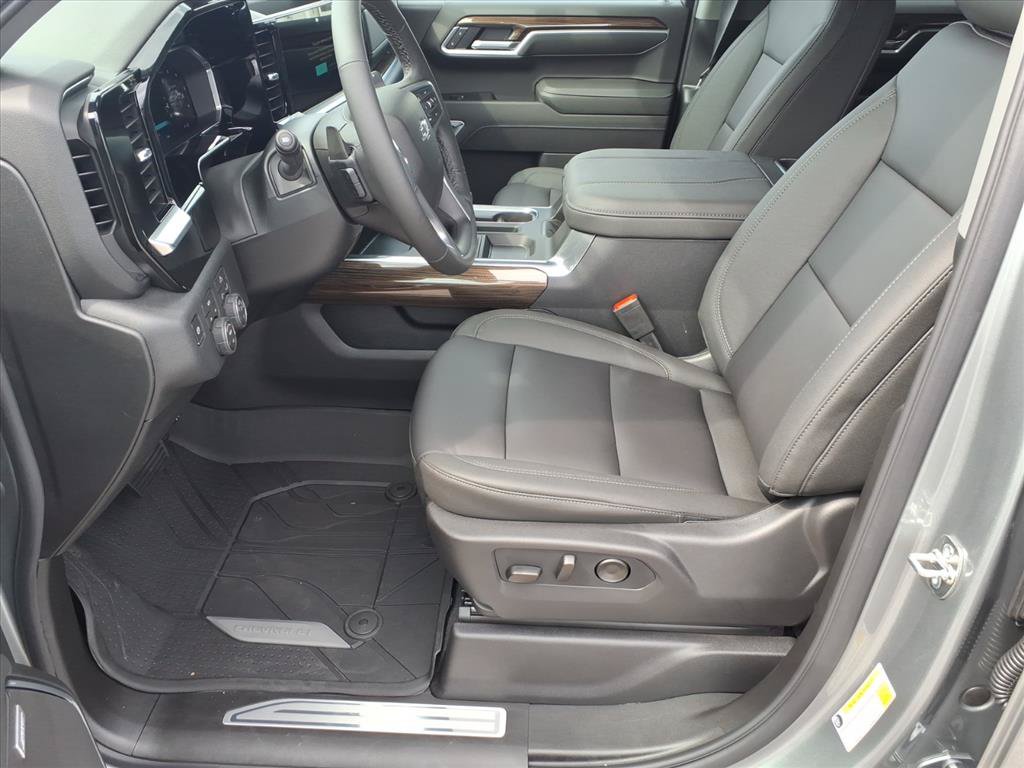 New 2026 Chevrolet Silverado 1500 RST w/ Convenience Package II AWD/4WD image 5