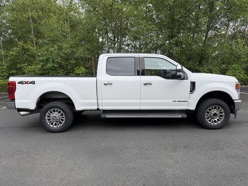 Used 2021 Ford F250 XLT w/ XLT Premium Package AWD/4WD image 4
