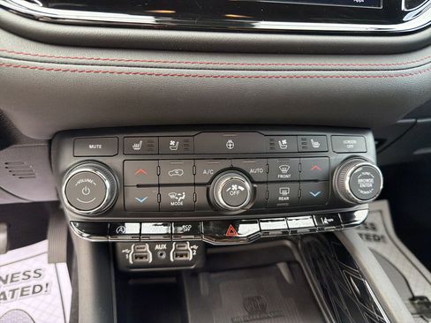 Used 2023 Dodge Durango Citadel image 19