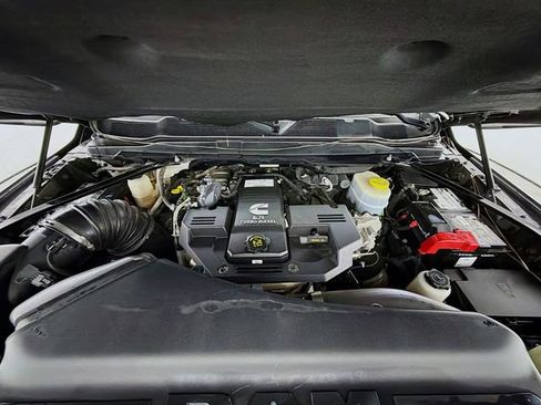 Used 2022 RAM 2500 Laramie AWD/4WD image 31