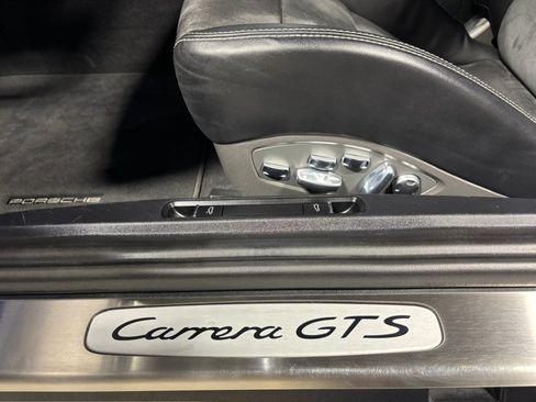 Used 2016 Porsche 911 GT3 RS image 16