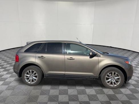 Used 2014 Ford Edge SEL w/ Equipment Group 205A FWD image 5
