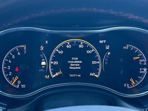 Used 2019 Jeep Grand Cherokee Trailhawk w/ Trailhawk Luxury Group image 24