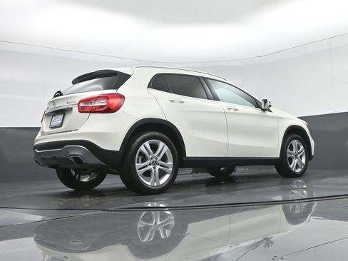 Used 2018 Mercedes-Benz GLA 250 4MATIC image 58