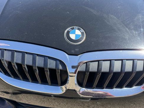 Used 2020 BMW 330i Sedan w/ Premium Package image 9