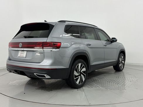Used 2026 Volkswagen Atlas SE AWD/4WD image 9