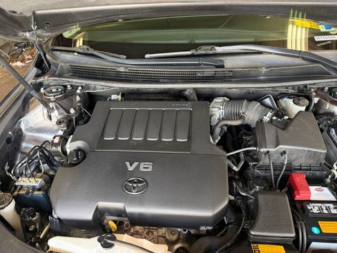 Used 2013 Toyota Avalon XLE Touring FWD image 20