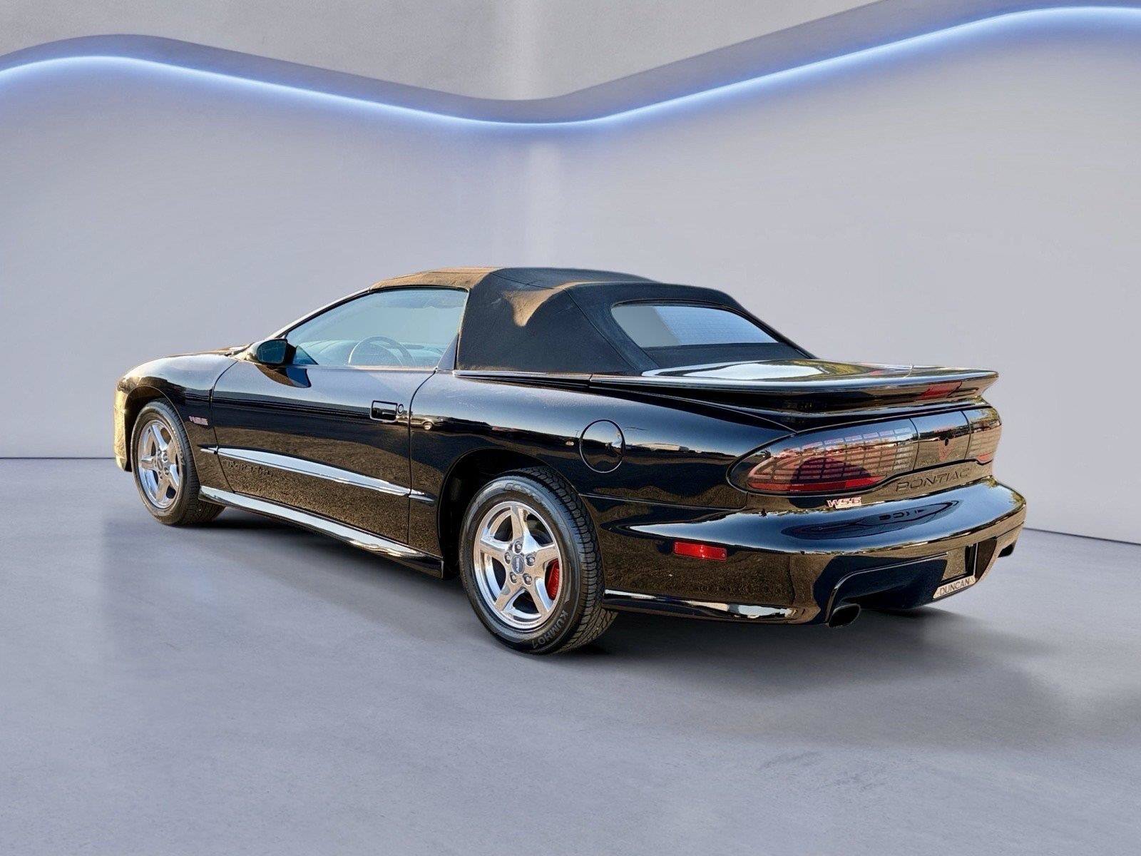 Used 1997 Pontiac Firebird Trans Am RWD image 5