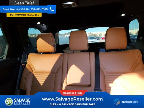 Used 2017 Land Rover Discovery HSE image 13