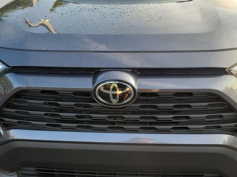 Used 2025 Toyota RAV4 XLE w/ Convenience Package FWD image 14