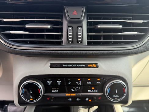 Used 2024 Ford Escape Active image 26