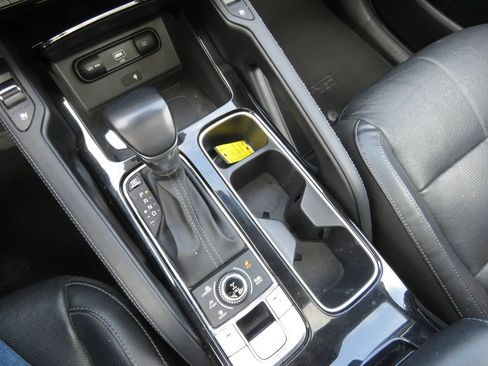 Used 2021 Kia Telluride EX AWD/4WD image 26