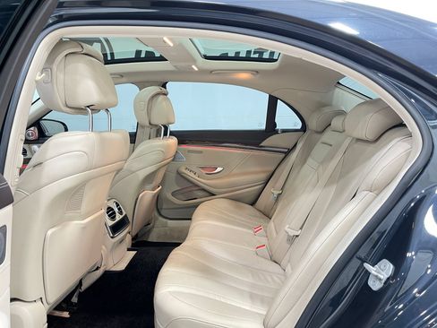 Used 2015 Mercedes-Benz S 550 4MATIC Sedan image 31