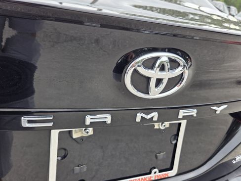 Used 2024 Toyota Camry SE FWD image 18