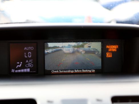 Used 2014 Subaru Forester 2.5i Limited image 19