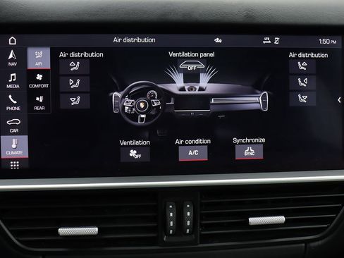 Used 2020 Porsche Cayenne Turbo image 31