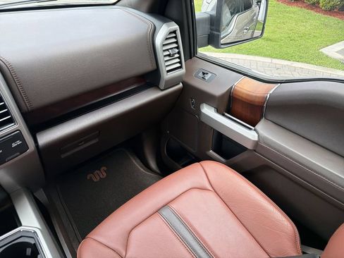 Used 2018 Ford F150 King Ranch w/ Equipment Group 601A Luxury RWD image 19