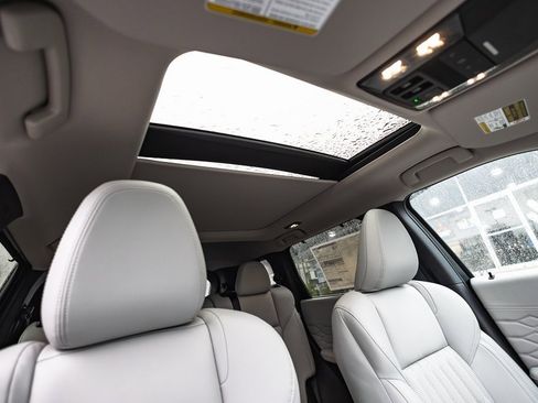 New 2025 Mitsubishi Outlander Platinum Edition image 33