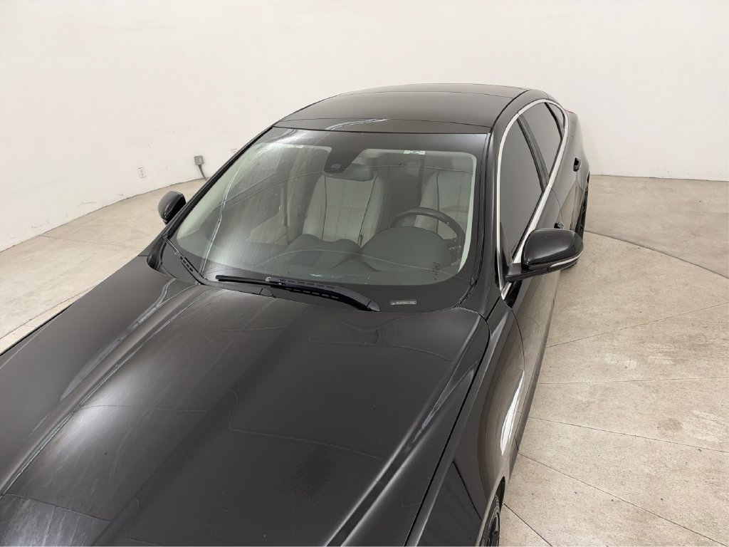 Used 2012 Jaguar XJ L RWD image 30