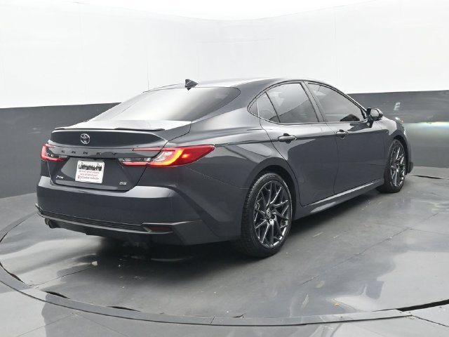 Used 2025 Toyota Camry SE w/ Convenience Package FWD image 20