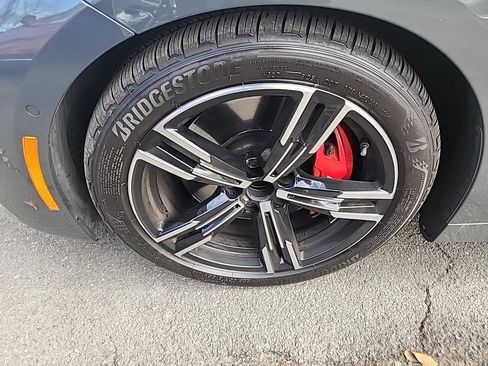 Used 2021 BMW M440i Convertible w/ Premium Package image 17