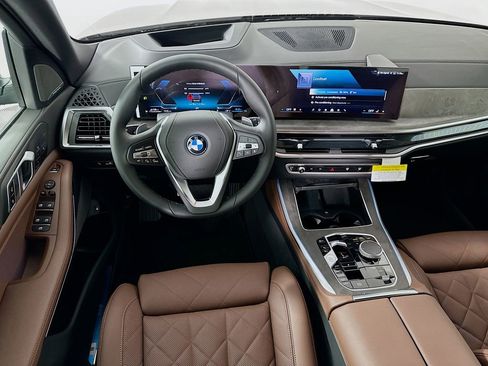 New 2026 BMW X5 xDrive50e image 19