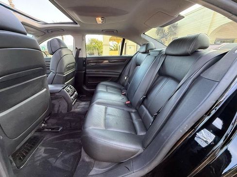 Used 2009 BMW 750i RWD image 43