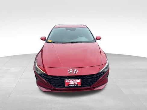 Used 2023 Hyundai Elantra SEL w/ Cargo Package FWD image 8