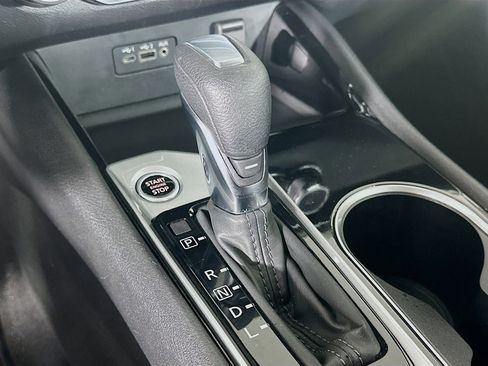 Used 2024 Nissan Altima 2.5 SV image 24