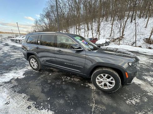 Used 2022 Jeep Grand Cherokee L Limited image 11
