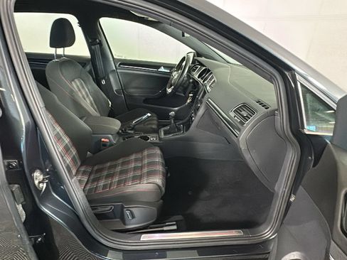 Used 2017 Volkswagen GTI S FWD image 34