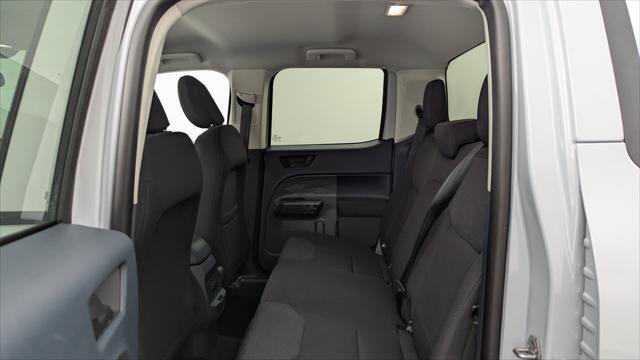 Used 2025 Ford Maverick XL w/ Equipment Group 102A AWD/4WD image 17