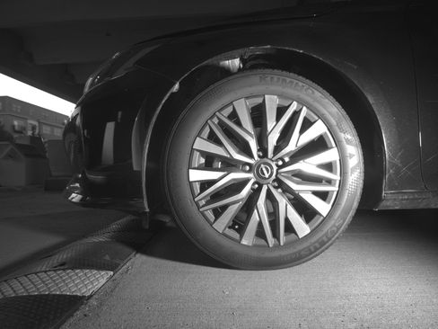 Used 2025 Nissan Altima 2.5 SV image 12