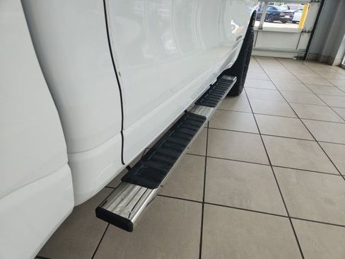 Used 2019 RAM 1500 Big Horn AWD/4WD image 10