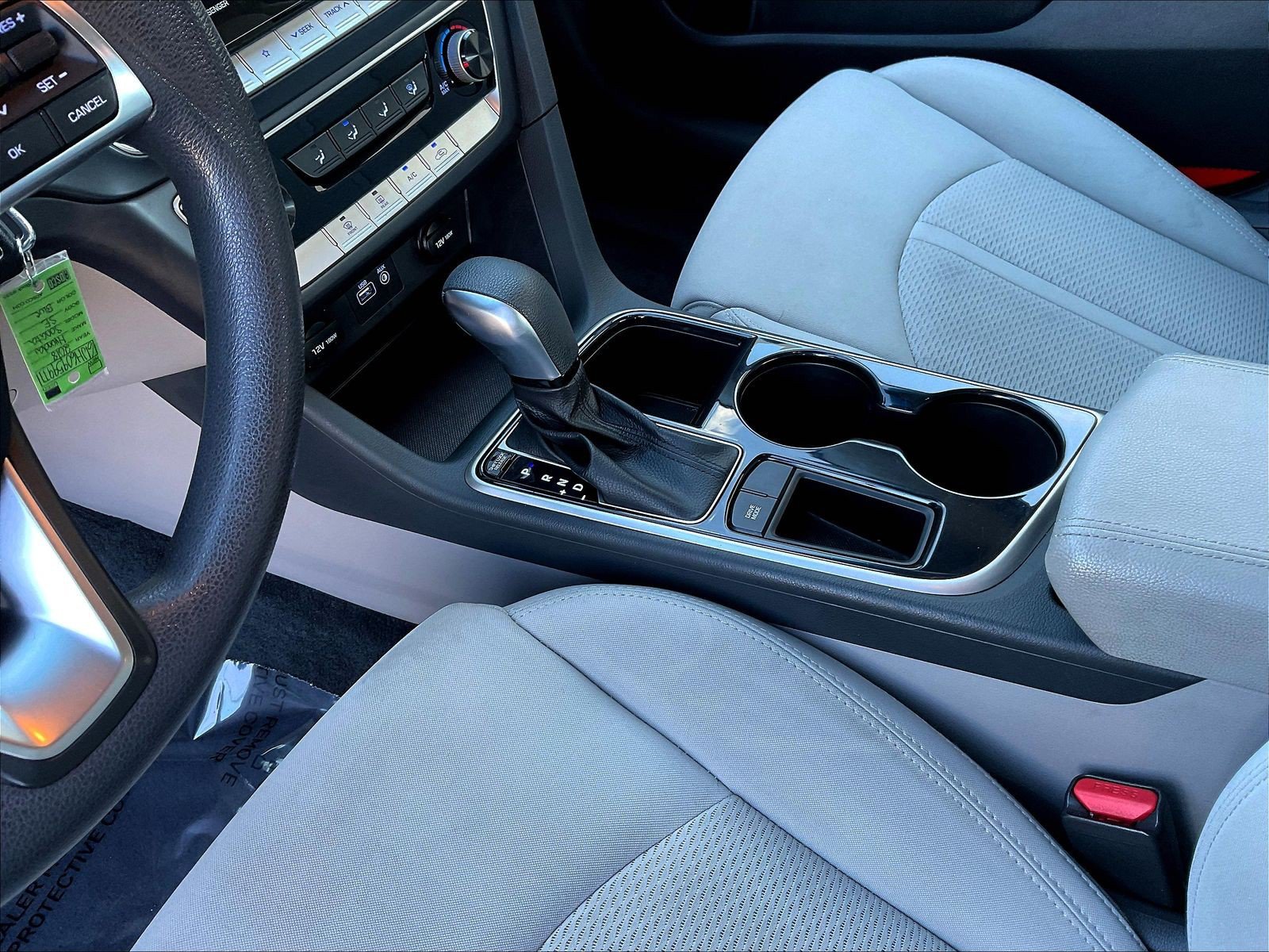 Used 2018 Hyundai Sonata SE FWD image 18