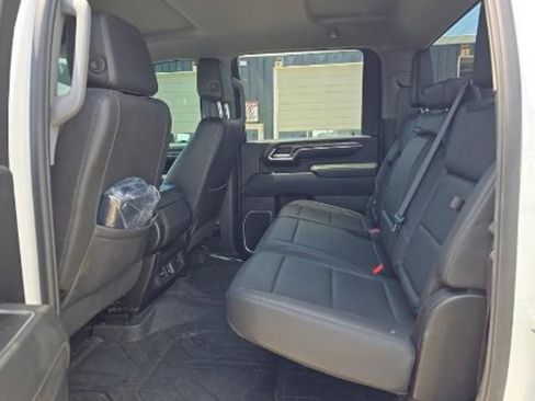 Used 2024 Chevrolet Silverado 2500 LTZ AWD/4WD image 12