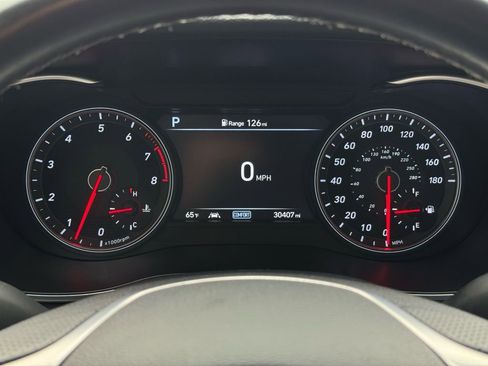 Used 2021 Genesis G70 3.3T image 34