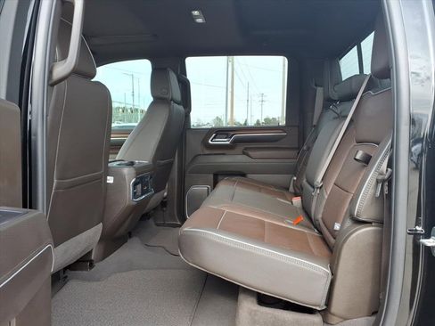 Used 2025 GMC Sierra 2500 Denali image 19