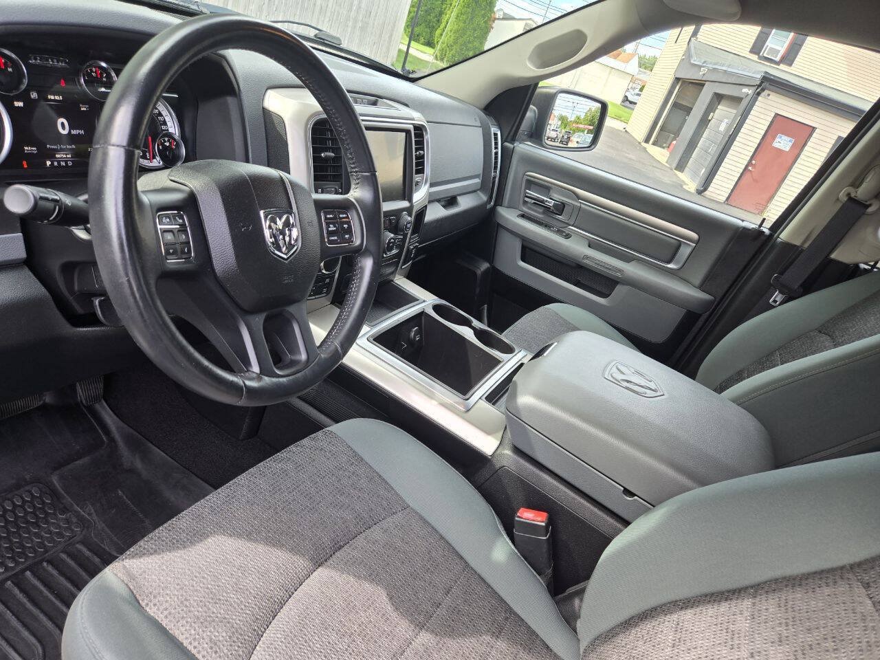 Used 2015 RAM 1500 Big Horn AWD/4WD image 15