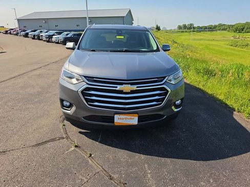 Used 2021 Chevrolet Traverse High Country AWD/4WD image 3