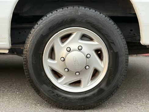 Used 2012 Ford E-150 and Econoline 150 RWD image 19