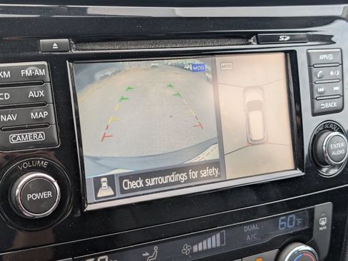 Used 2016 Nissan Rogue SL AWD/4WD image 21
