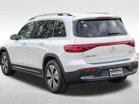 Certified 2024 Mercedes-Benz EQB 300 4MATIC image 5