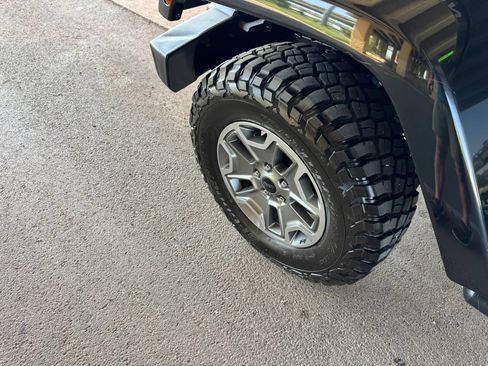 Used 2014 Jeep Wrangler Unlimited Rubicon w/ Connectivity Group AWD/4WD image 29