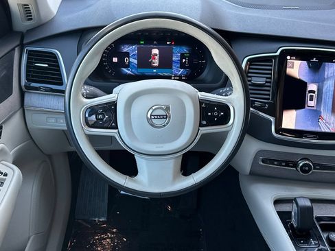 Certified 2023 Volvo XC90 T8 Plus AWD/4WD image 17