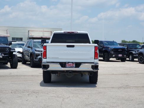 Used 2024 Chevrolet Silverado 2500 LTZ w/ LTZ Plus Package AWD/4WD image 6