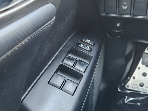 Used 2015 Lexus CT 200h w/ F Sport w/Nuluxe Interior FWD image 22