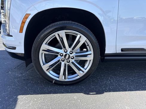 New 2026 Cadillac Escalade ESV Sport image 10