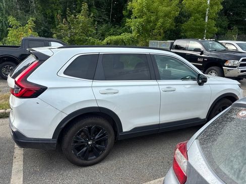 Used 2024 Honda CR-V Sport Touring image 6