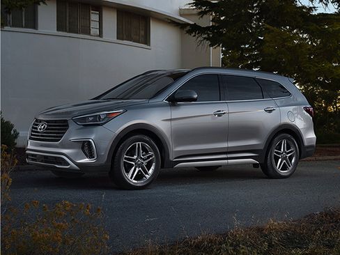 Used 2018 Hyundai Santa Fe SE FWD image 1